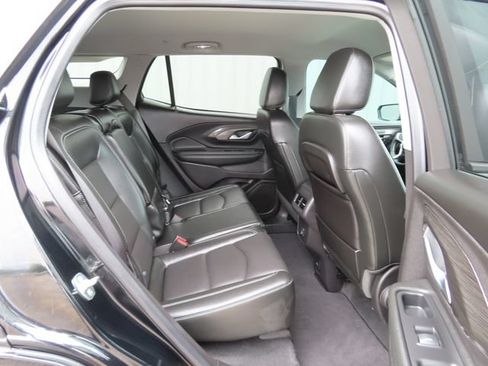 Used 2024 GMC Terrain SLT w/ Elevation Edition AWD/4WD image 27