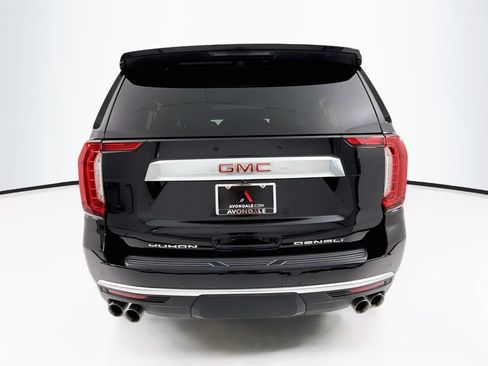 Used 2023 GMC Yukon XL Denali w/ LPO, Floor Liner Package AWD/4WD image 10