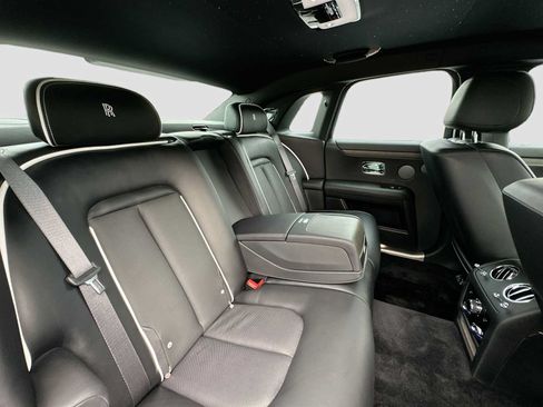 Used 2022 Rolls-Royce Ghost AWD/4WD image 28