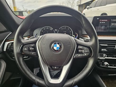 Used 2017 BMW 530i xDrive w/ Premium Package image 30