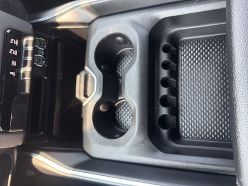Used 2022 RAM 1500 Big Horn AWD/4WD image 23