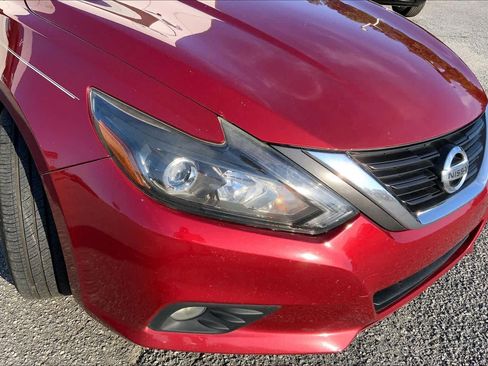 Used 2017 Nissan Altima 2.5 SL w/ 2.5 Technology Package FWD image 26