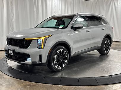 Certified 2025 Kia Sorento EX w/ Panoramic Sunroof Package