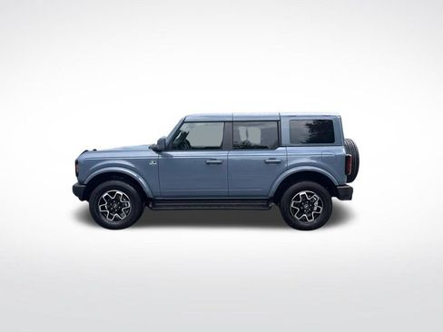 Used 2025 Ford Bronco Outer Banks AWD/4WD image 8