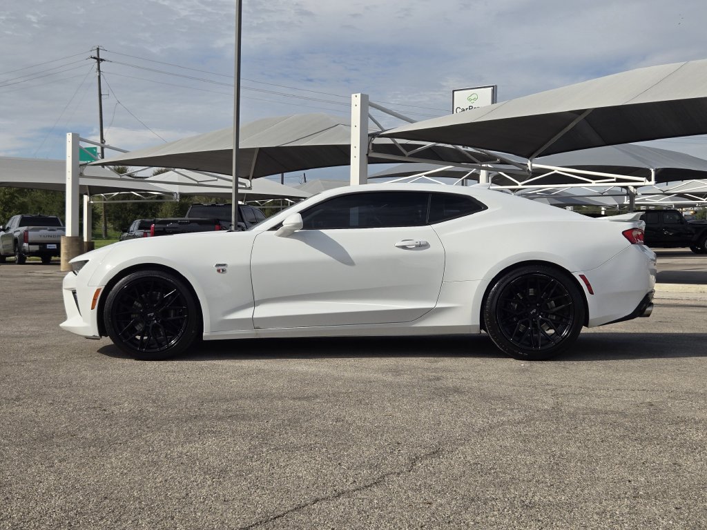 Used 2016 Chevrolet Camaro SS RWD image 4