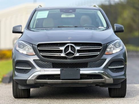 Used 2018 Mercedes-Benz GLE 350 4MATIC image 3