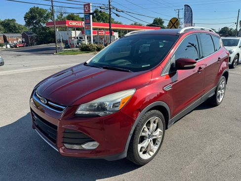 Used 2014 Ford Escape Titanium w/ Equipment Group 401A FWD image 3