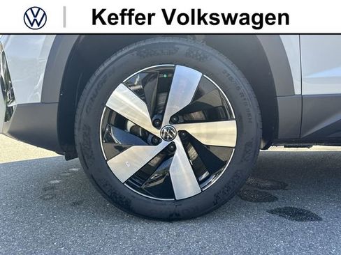 New 2026 Volkswagen Taos S AWD/4WD image 11
