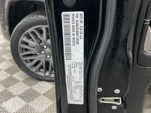 Used 2022 Jeep Compass High Altitude image 34