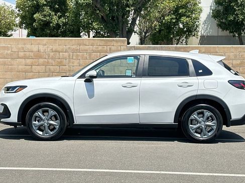 Certified 2026 Honda HR-V LX image 7