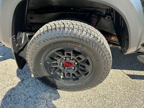 Used 2018 Toyota Tacoma TRD Pro AWD/4WD image 35