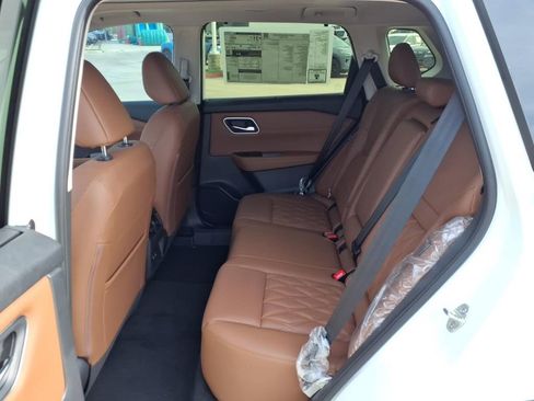 New 2026 Nissan Rogue Platinum AWD/4WD image 15