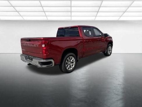 Used 2024 Chevrolet Silverado 1500 LT w/ Z71 Off-Road Package AWD/4WD image 9