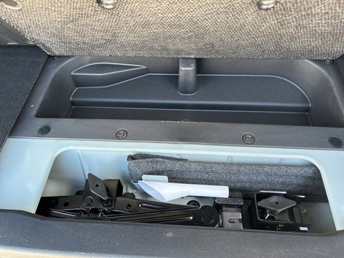 Used 2022 Ford Bronco Outer Banks image 11