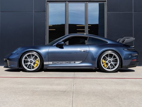 Certified 2023 Porsche 911 GT3 image 2