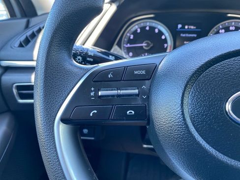 Certified 2023 Hyundai Sonata SEL w/ Winter Weather Package FWD image 18