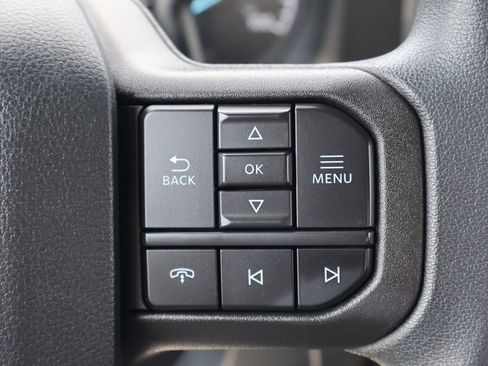 Used 2023 Ford F550 4x4 Regular Cab Super Duty w/ XLT Value Package image 6