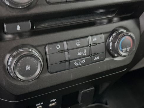 Used 2015 Ford F150 XLT w/ XTR Package image 16