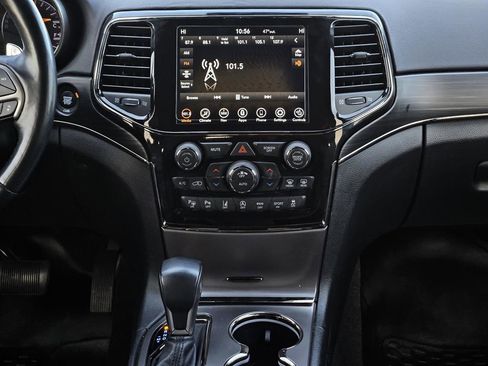 Used 2021 Jeep Grand Cherokee Limited X image 20