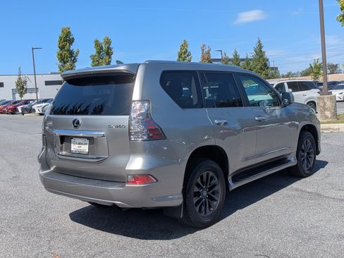 Used 2020 Lexus GX 460 Premium w/ Premium Package AWD/4WD image 3