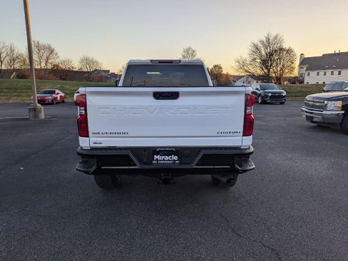 New 2026 Chevrolet Silverado 2500 Custom w/ Custom Value Package image 10