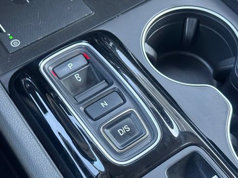 Used 2025 Honda Pilot EX-L image 23