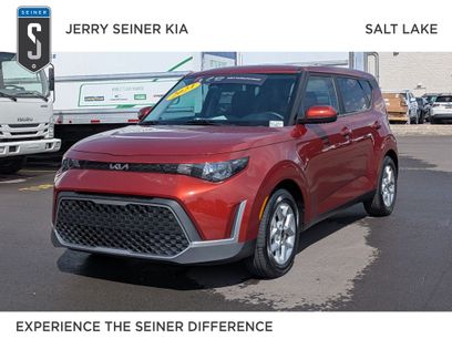 Certified 2023 Kia Soul LX w/ LX Technology Package