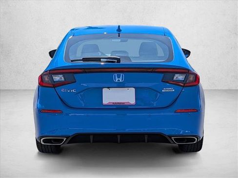 Used 2024 Honda Civic Sport Touring image 7