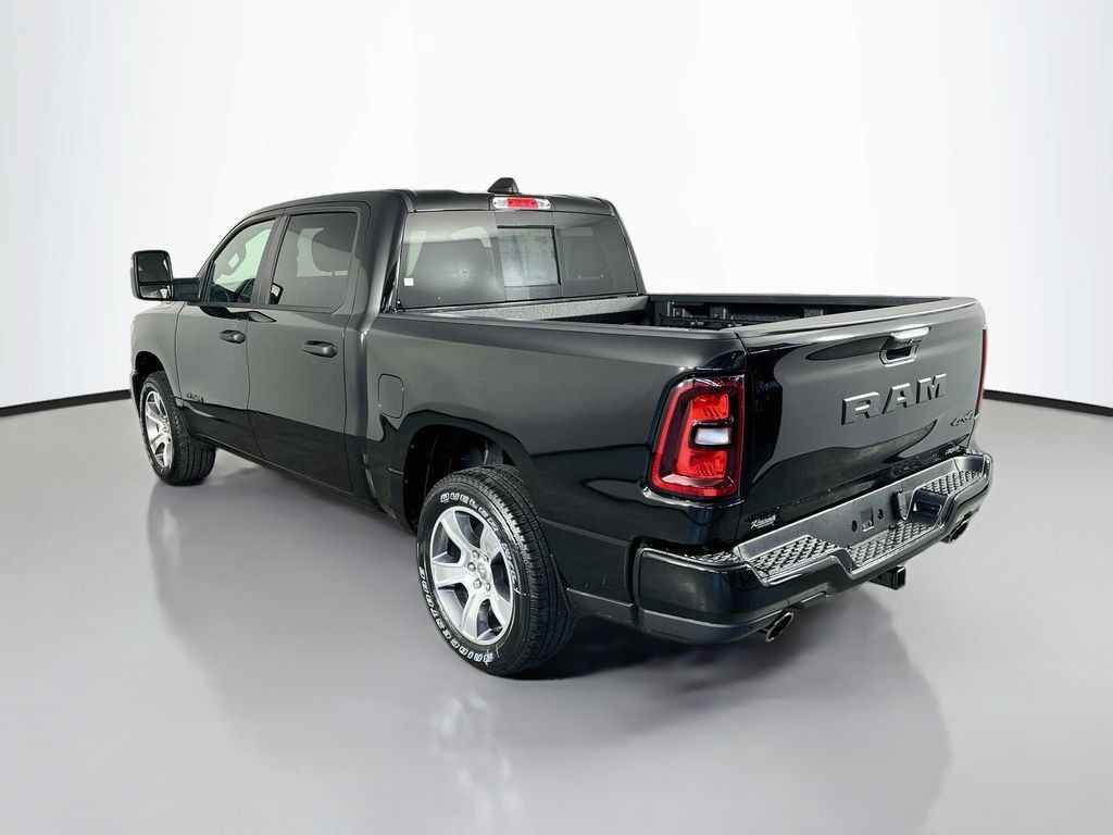 New 2026 RAM 1500 Express AWD/4WD image 5