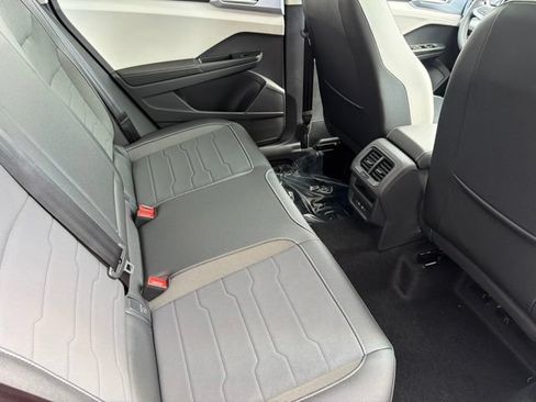 New 2026 Volkswagen Taos SE AWD/4WD image 24