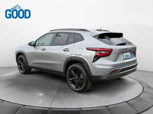 New 2026 Chevrolet Trax ACTIV FWD image 3