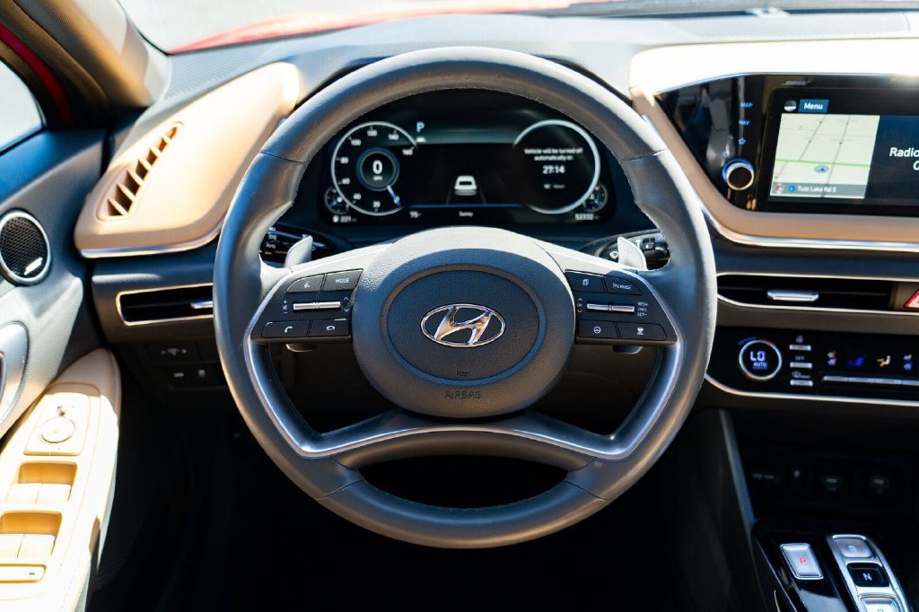 Used 2020 Hyundai Sonata Limited FWD image 14