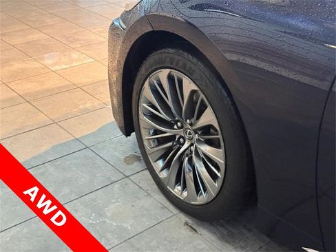 Used 2018 Lexus LS 500 AWD image 9