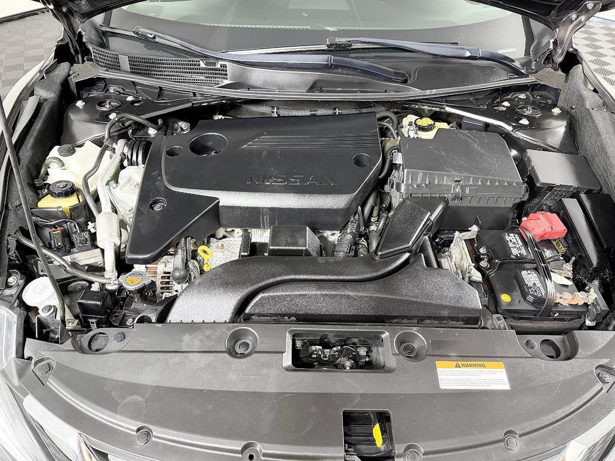 Used 2017 Nissan Altima 2.5 SV FWD image 21