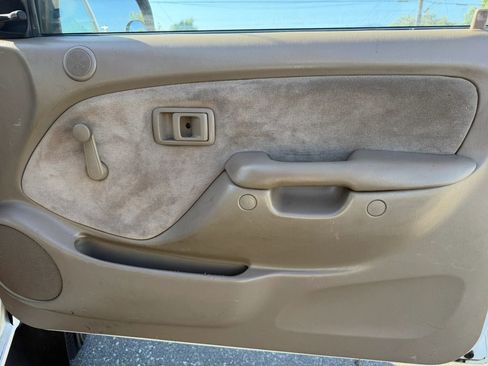 Used 2003 Toyota Tacoma PreRunner RWD image 14
