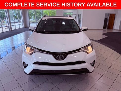 Used 2018 Toyota RAV4 XLE FWD image 2