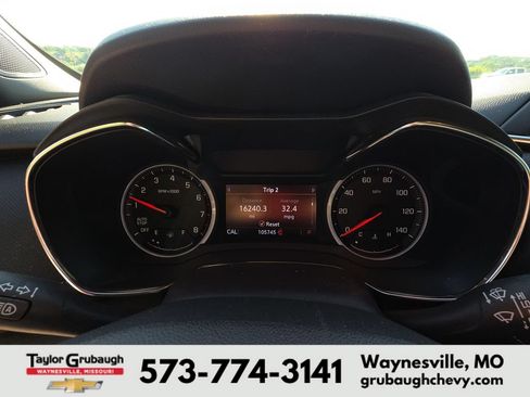 Used 2023 Chevrolet TrailBlazer ACTIV w/ Sun and Liftgate Package FWD image 9