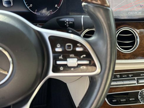 Used 2020 Mercedes-Benz E 350 Sedan image 24