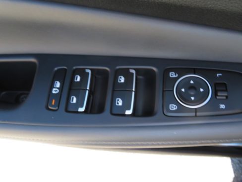 Used 2023 Hyundai Santa Fe SEL w/ Premium Package image 22