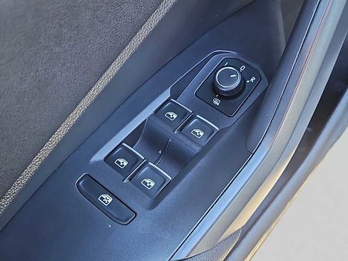 Used 2021 Volkswagen Jetta SEL Premium FWD image 30