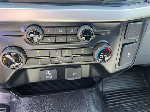 Used 2024 Ford F350 XL w/ XL Chrome Package image 29