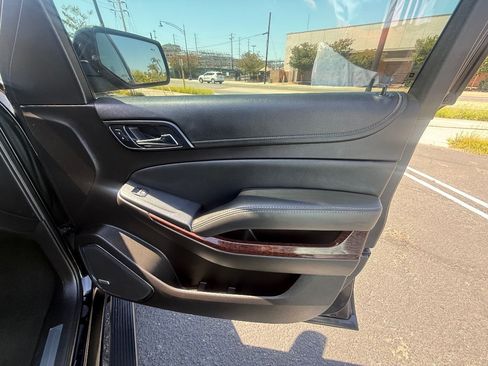 Used 2017 GMC Yukon SLT RWD image 17