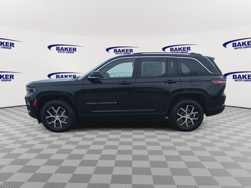 Used 2023 Jeep Grand Cherokee Limited w/ Luxury Tech Group II AWD/4WD image 8