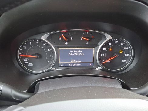 Used 2021 GMC Terrain SLT image 19