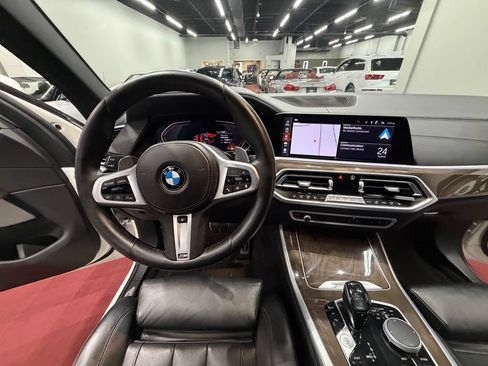 Used 2021 BMW X5 xDrive40i w/ M Sport Package AWD/4WD image 35