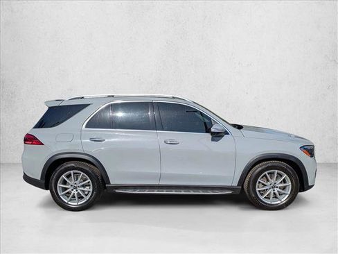 Used 2025 Mercedes-Benz GLE 350 4MATIC image 4
