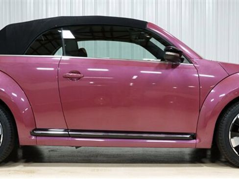 Used 2017 Volkswagen Beetle #PinkBeetle FWD image 23