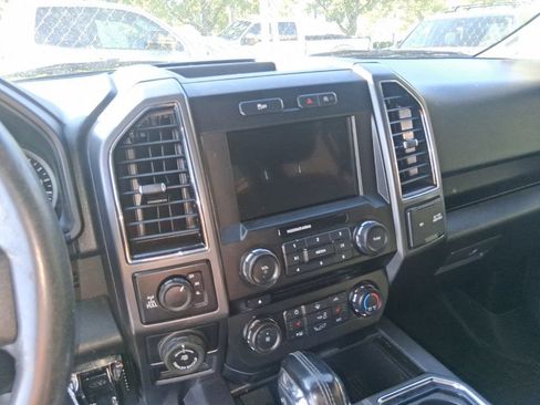 Used 2018 Ford F150 XLT w/ Equipment Group 302A Luxury AWD/4WD image 11