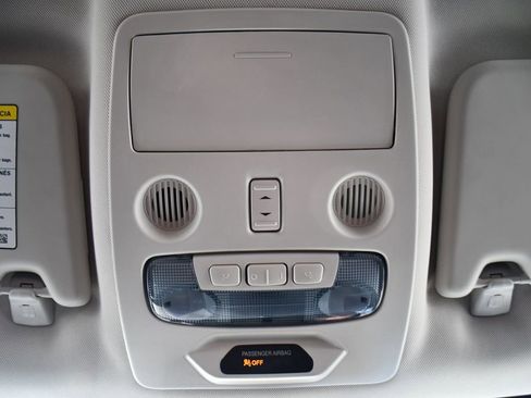 Used 2022 Ford EcoSport SE w/ SE Convenience Package image 25