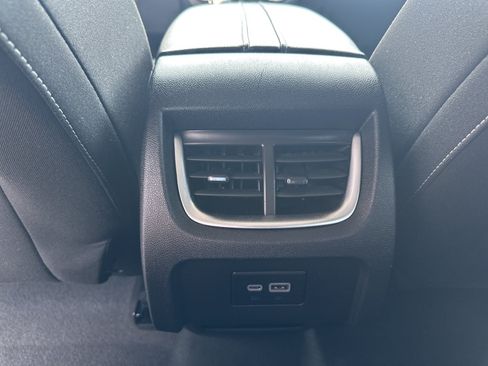 Used 2025 Chevrolet Blazer LT FWD image 24